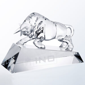 Crystal bull trophy on faceted base engraved with INO, ideal for corporate achievement or financial milestone recognition.