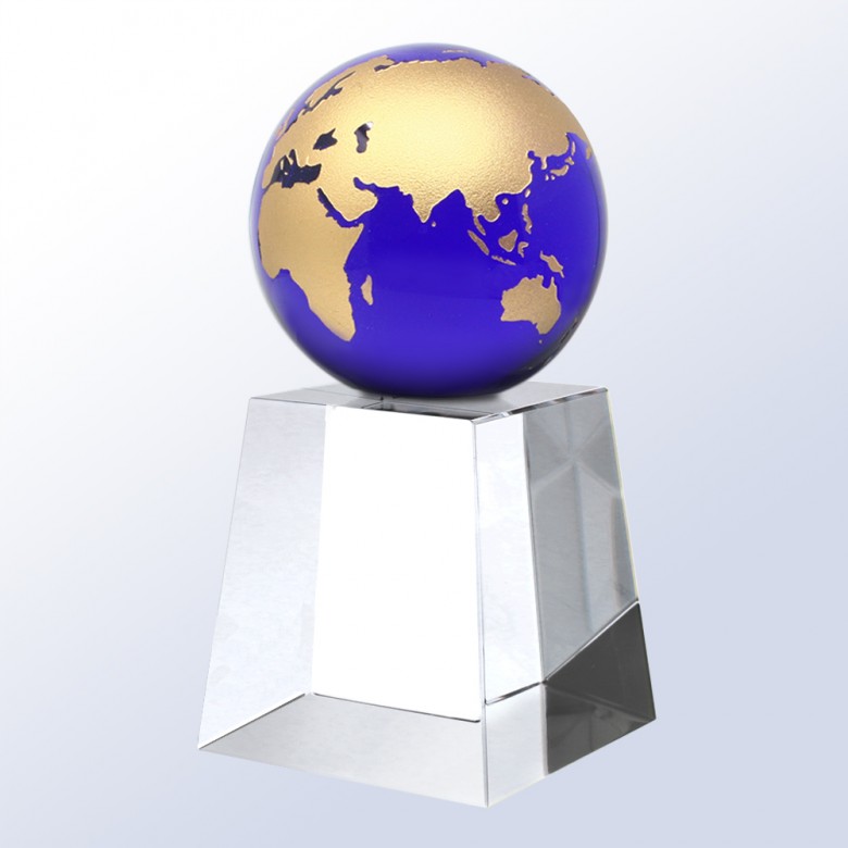 Crystal globe trophy with gold and blue continents on faceted glass base, ideal for corporate or employee achievement awards.
